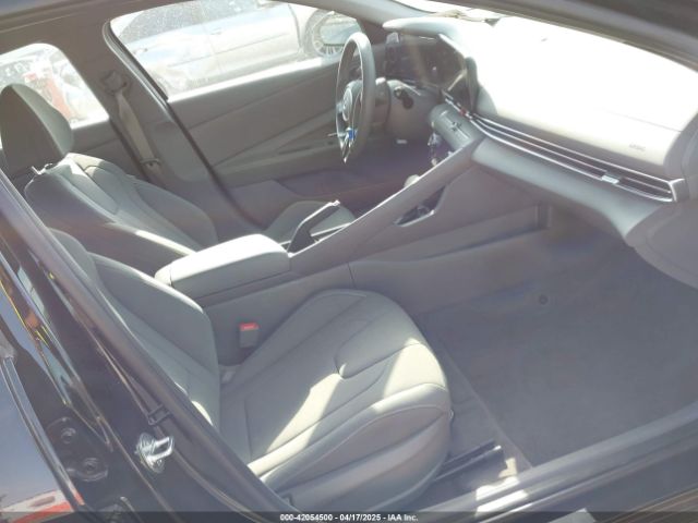 KMHLM4DG9RU675217 Hyundai ELANTRA SEL