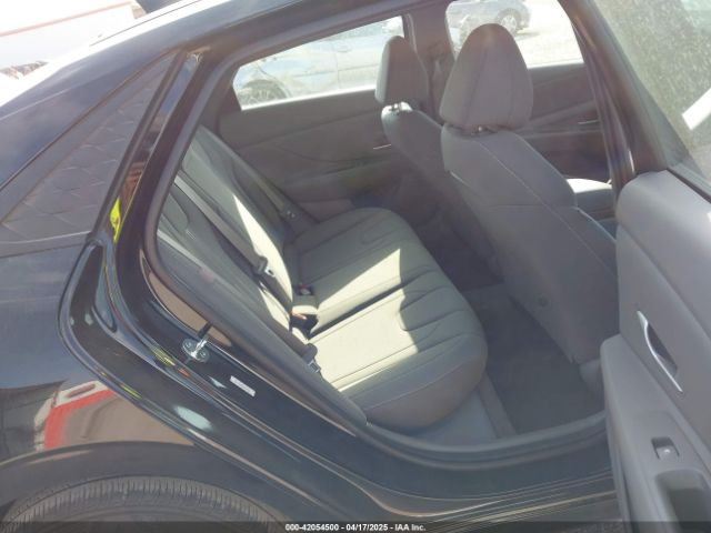 KMHLM4DG9RU675217 Hyundai ELANTRA SEL