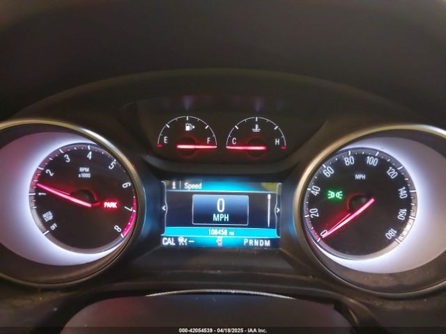 W04GV8SX7J1129206 Buick Regal Tourx Essence