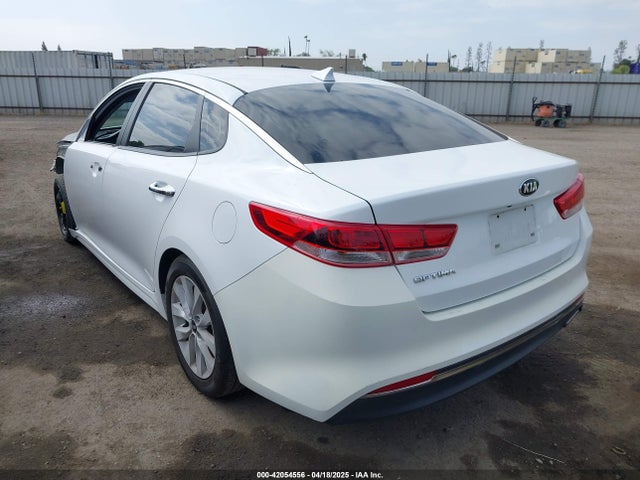 5XXGT4L38HG139645 KIA Optima Lx