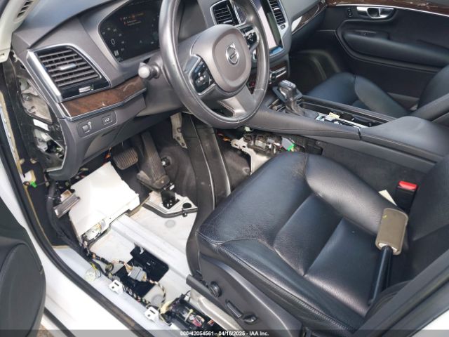 YV4A22PKXG1066302 Volvo Xc90 T6 Momentum
