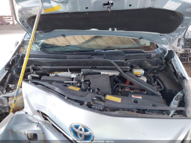JTDZN3EUXEJ003236 Toyota Prius V Three