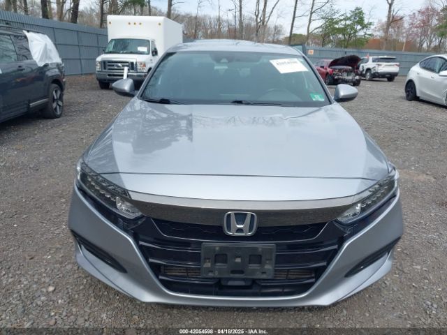 1HGCV1F3XJA028424 Honda Accord Sport