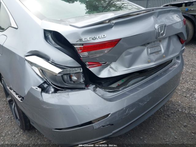 1HGCV1F3XJA028424 Honda Accord Sport