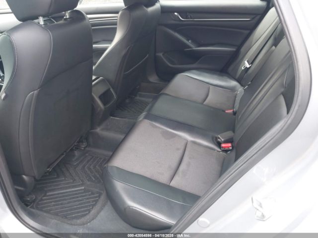 1HGCV1F3XJA028424 Honda Accord Sport
