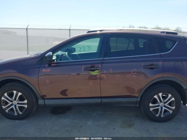 2T3ZFREV4GW284902 Toyota RAV4 LE