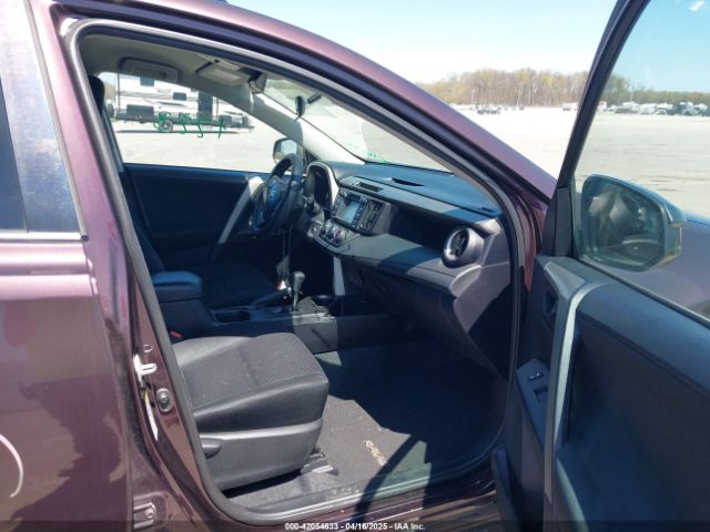 2T3ZFREV4GW284902 Toyota RAV4 LE
