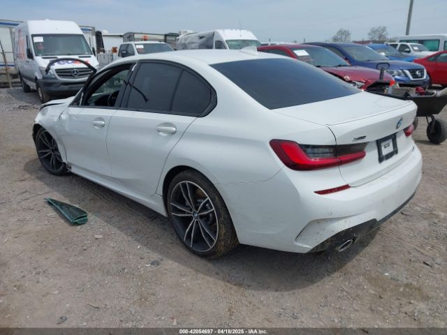 2022 BMW 330I 3MW5R7J05N8C40268 Photo 2