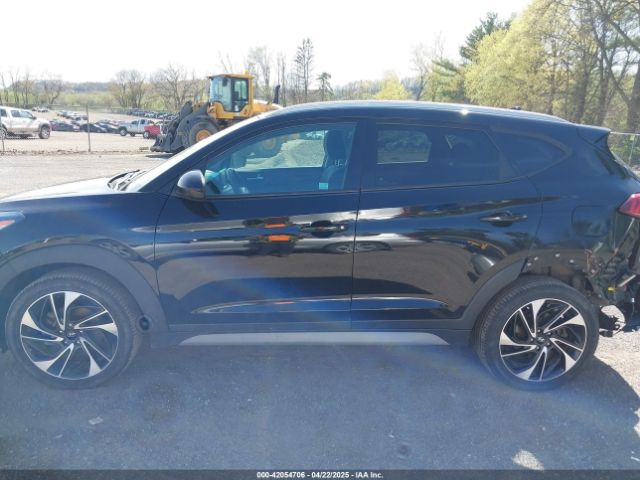 KM8J33ALXMU407601 Hyundai Tucson Sport