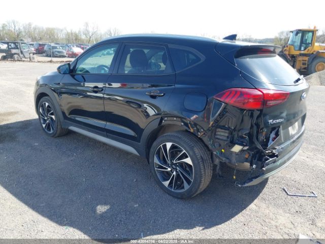 KM8J33ALXMU407601 Hyundai Tucson Sport
