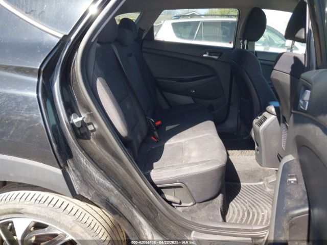 KM8J33ALXMU407601 Hyundai Tucson Sport