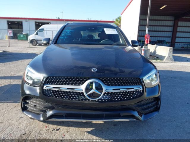 W1N0G8DB4NV325114 Mercedes-Benz Glc 300 Suv