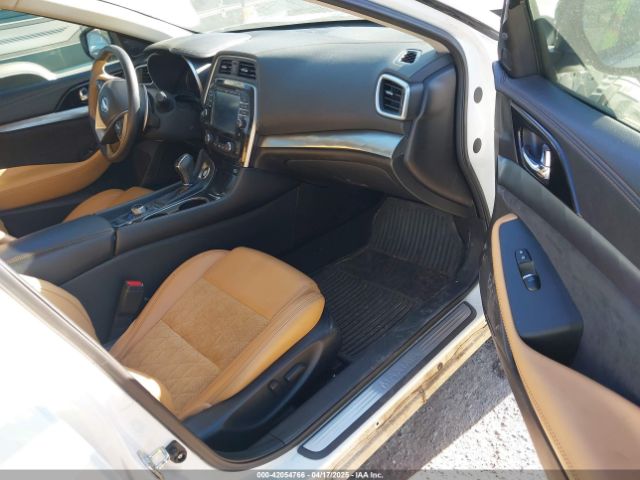 1N4AA6AP9GC377182 Nissan Maxima 3.5 Sr