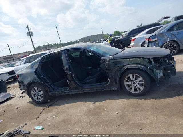 5XXGT4L39GG040542 KIA Optima Lx