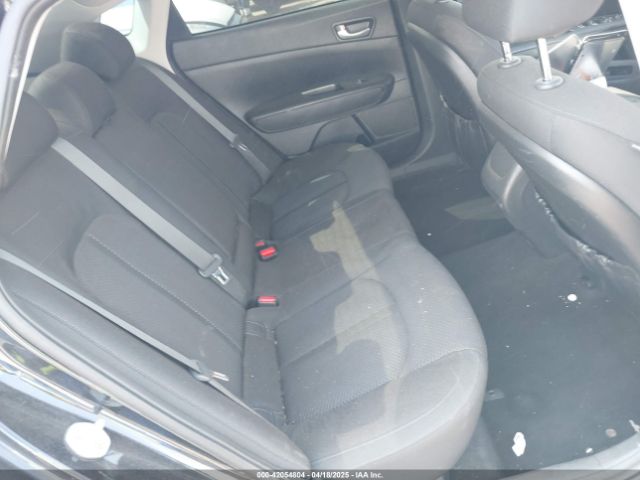 5XXGT4L39GG040542 KIA Optima Lx