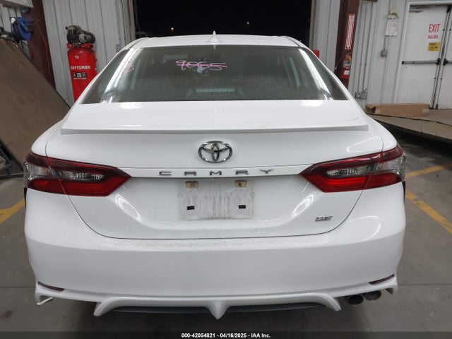 4T1G11AK8NU706498 Toyota CAMRY SE