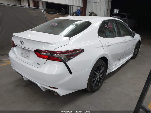 4T1G11AK8NU706498 Toyota CAMRY SE