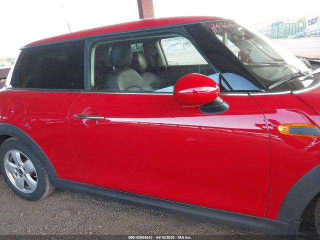 WMWXP5C53K2H97043 Mini Hardtop Cooper