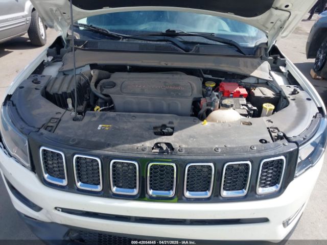 3C4NJCBBXMT581213 Jeep Compass Latitude Fwd