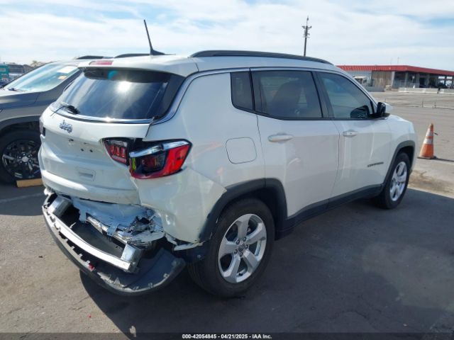 3C4NJCBBXMT581213 Jeep Compass Latitude Fwd