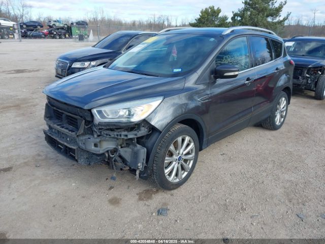 1FMCU9J90HUE88353 Ford Escape Titanium