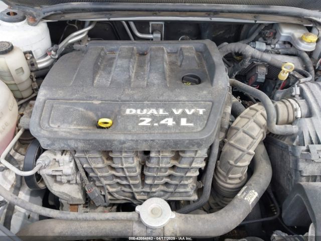 2014 CHRYSLER 200 1C3CCBBB7EN176881 Photo 9