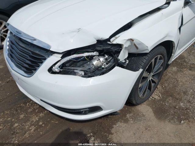 2014 CHRYSLER 200 1C3CCBBB7EN176881 Photo 5