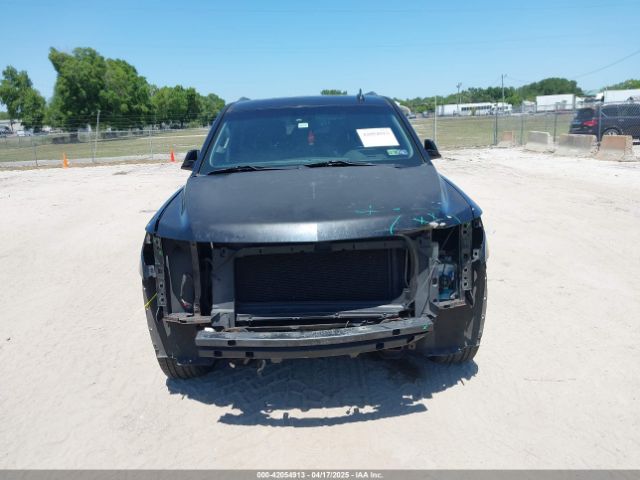 1GNSKHKC9HR143200 Chevrolet Suburban Lt
