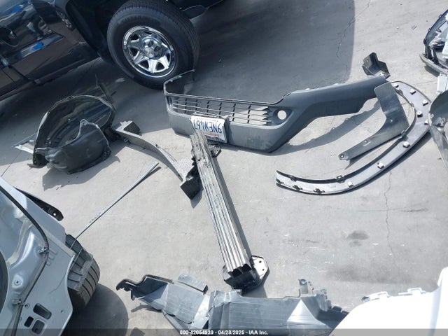 Toyota Corolla Cross L 2024 7MUAAAAG0RV097980 Image 19