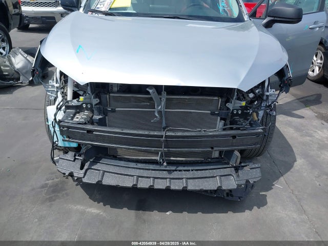 Toyota Corolla Cross L 2024 7MUAAAAG0RV097980 Image 6