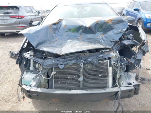 5YFBURHE5JP822480 Toyota COROLLA LE