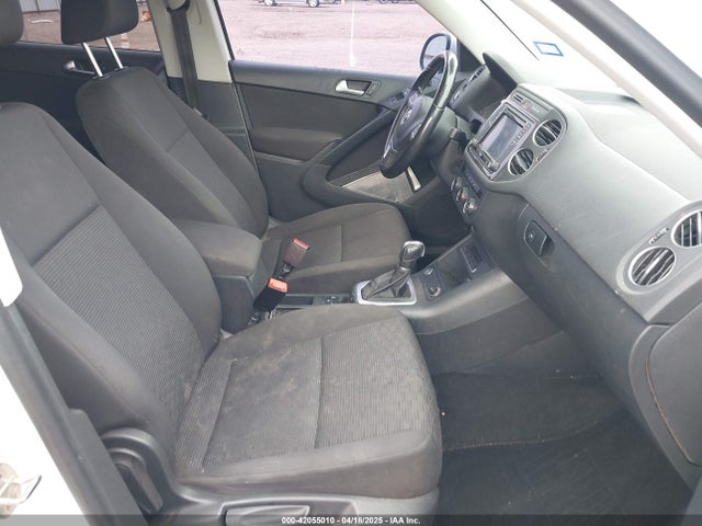 WVGBV7AX9HK054939 Volkswagen 2.0 tsi