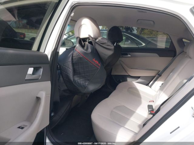 5NPE24AFXHH438937 Hyundai SONATA SE