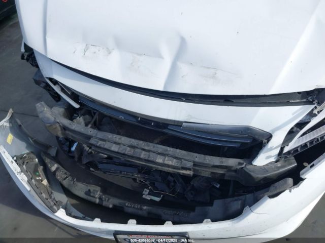5NPE24AFXHH438937 Hyundai SONATA SE