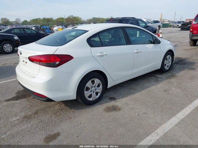 3KPFK4A7XHE081289 KIA FORTE LX