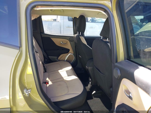 ZACCJBBT7FPB35993 Jeep Renegade Latitude