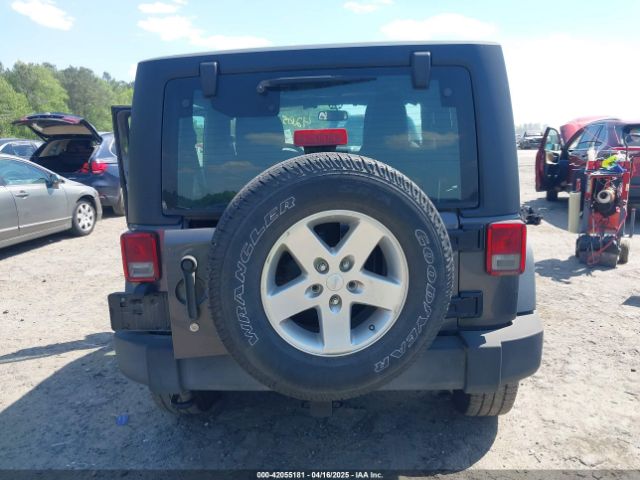 1C4AJWAG0EL295817 Jeep Wrangler Sport