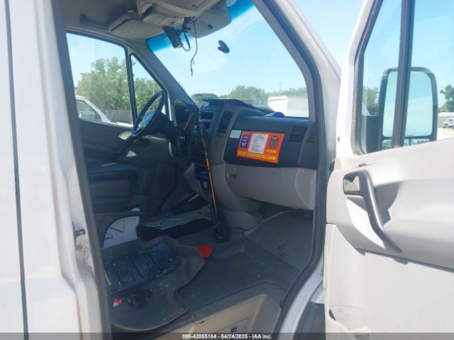 2012 MERCEDES-BENZ SPRINTER 2500 WD3PE8CB5C5708712 Photo 4