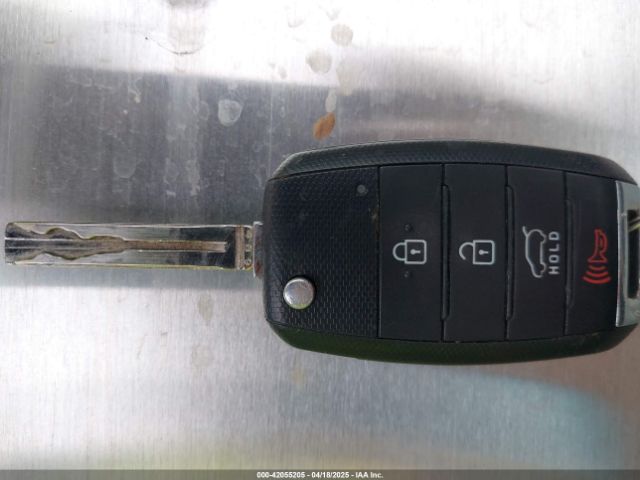 5XYKTDA74FG631842 KIA Sorento Lx V6