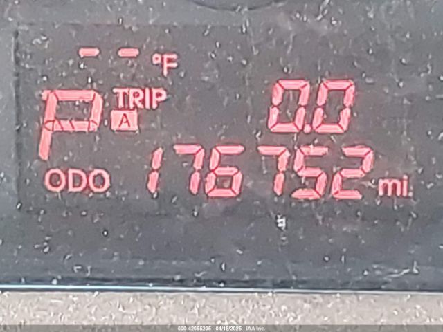 5XYKTDA74FG631842 KIA Sorento Lx V6