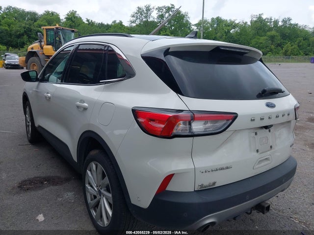 1FMCU9J93MUA36648 Ford Escape Titanium