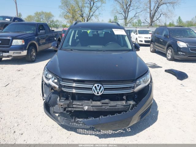 WVGBV7AX8HK049943 Volkswagen Tiguan 2.0t/2.0t S