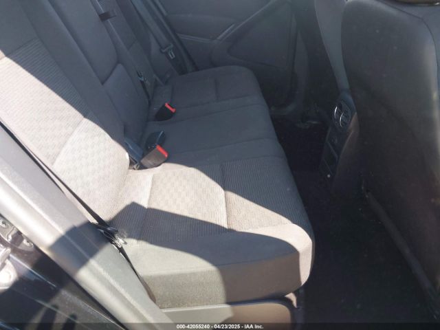 WVGBV7AX8HK049943 Volkswagen Tiguan 2.0t/2.0t S