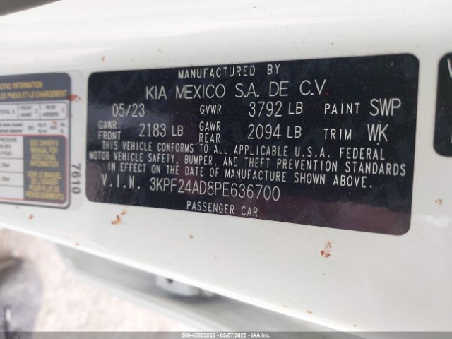 3KPF24AD8PE636700 KIA Forte Lxs