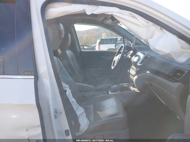 5FNYF6H98GB017079 Honda Pilot Touring