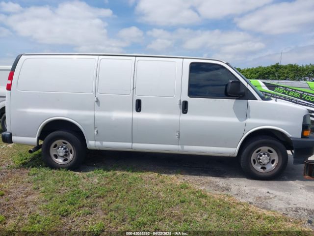 1GCWGAFP0J1342902 Chevrolet Express 2500 Work Van