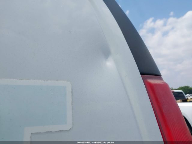 1GCWGAFP0J1342902 Chevrolet Express 2500 Work Van