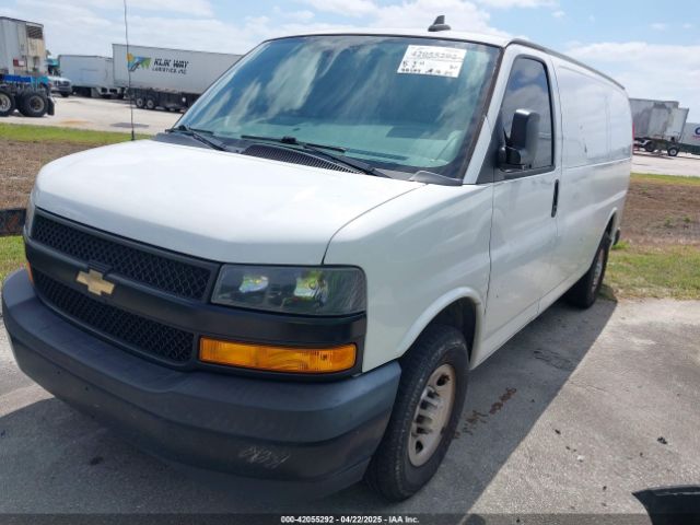 1GCWGAFP0J1342902 Chevrolet Express 2500 Work Van