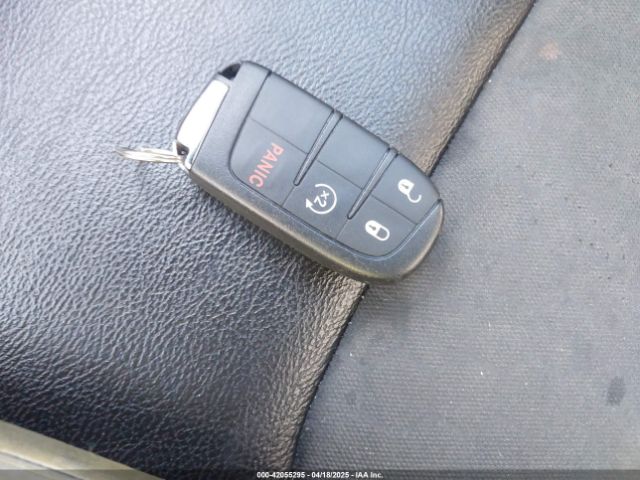 3C4NJDBB3JT401720 Jeep Compass Latitude 4x4