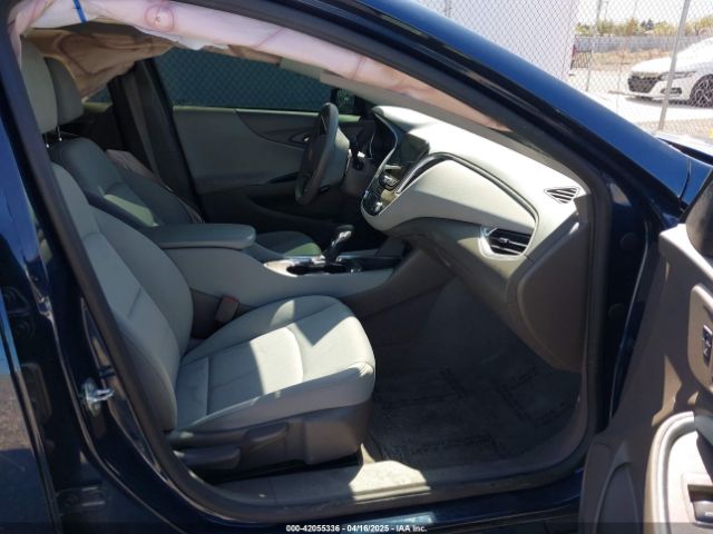 1G1ZD5ST0MF024407 Chevrolet Malibu Fwd Lt